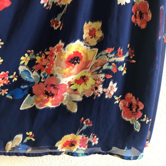 LUSH Dress Floral Mini Dress - Picture 5 of 9